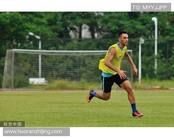 广州羽毛球队在邀请赛中以96分稳居积分榜首位展现强劲实力